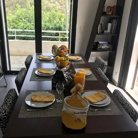 بيت للعطل La Colline *